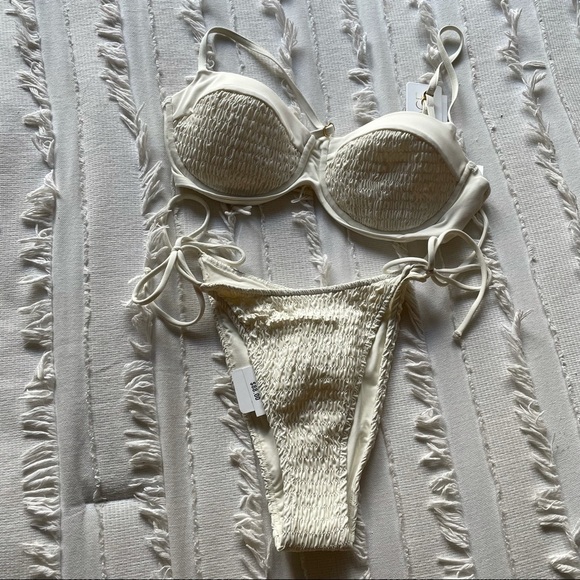NWT L*Space Cream Bikini: Marley Bikini Top and Aubree Bitsy Bottoms Small $209 - Picture 16 of 16